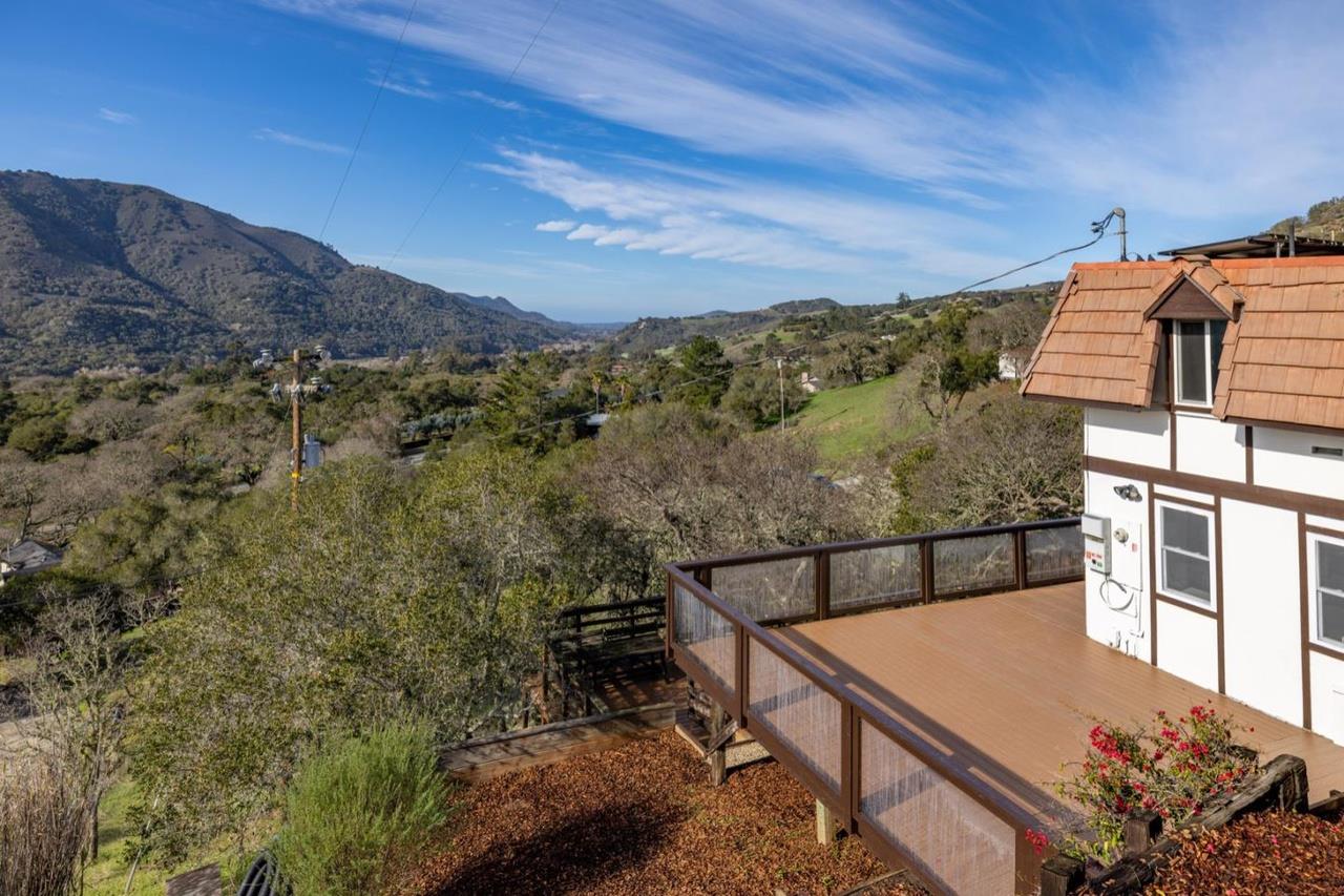 Detail Gallery Image 14 of 16 For 451 Laureles Grade, Carmel Valley,  CA 93924 - 3 Beds | 2/1 Baths