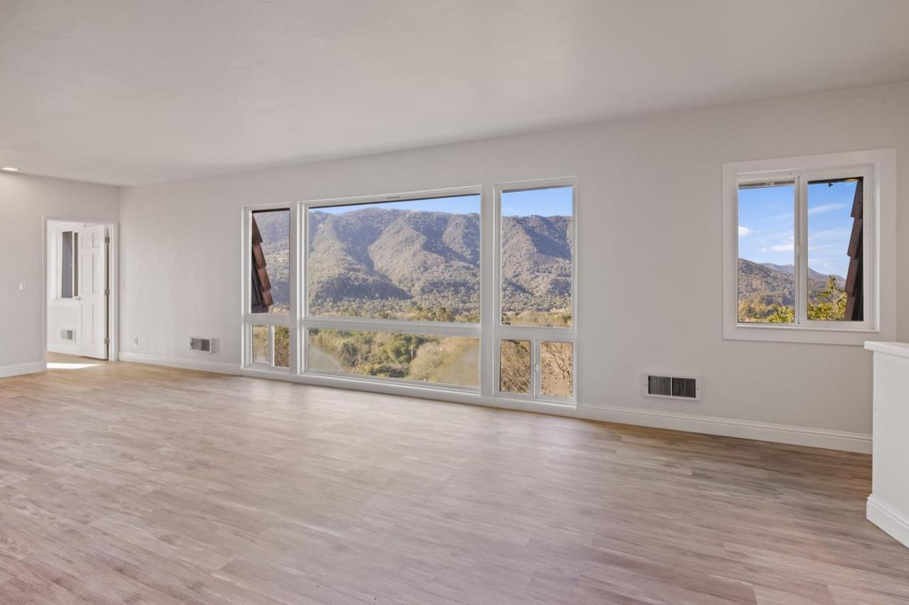 Detail Gallery Image 9 of 16 For 451 Laureles Grade, Carmel Valley,  CA 93924 - 3 Beds | 2/1 Baths