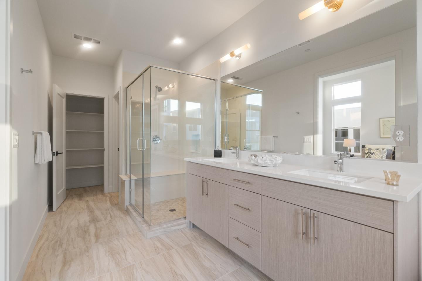 Detail Gallery Image 27 of 37 For 821 Fassler Ave, Pacifica,  CA 94044 - 3 Beds | 2/1 Baths