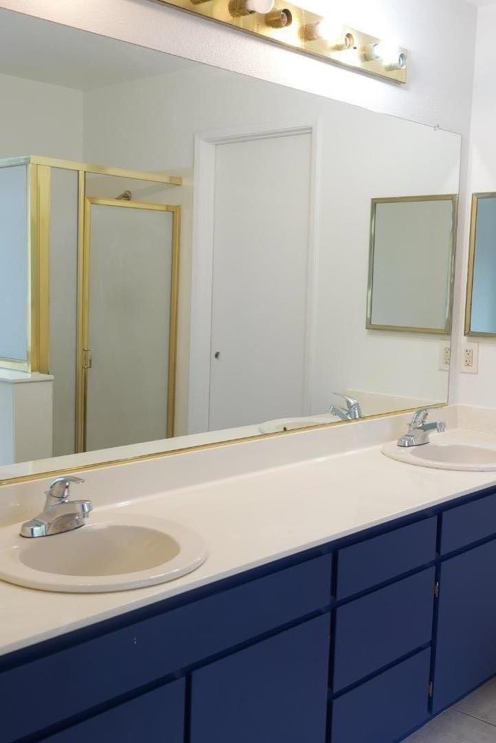 Detail Gallery Image 12 of 15 For 136 Olympic Dr, Vallejo,  CA 94589 - 4 Beds | 2/1 Baths