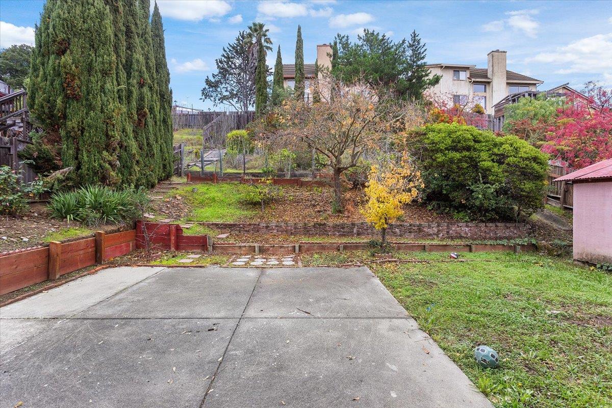 Detail Gallery Image 33 of 38 For 136 Olympic Dr, Vallejo,  CA 94589 - 4 Beds | 2/1 Baths