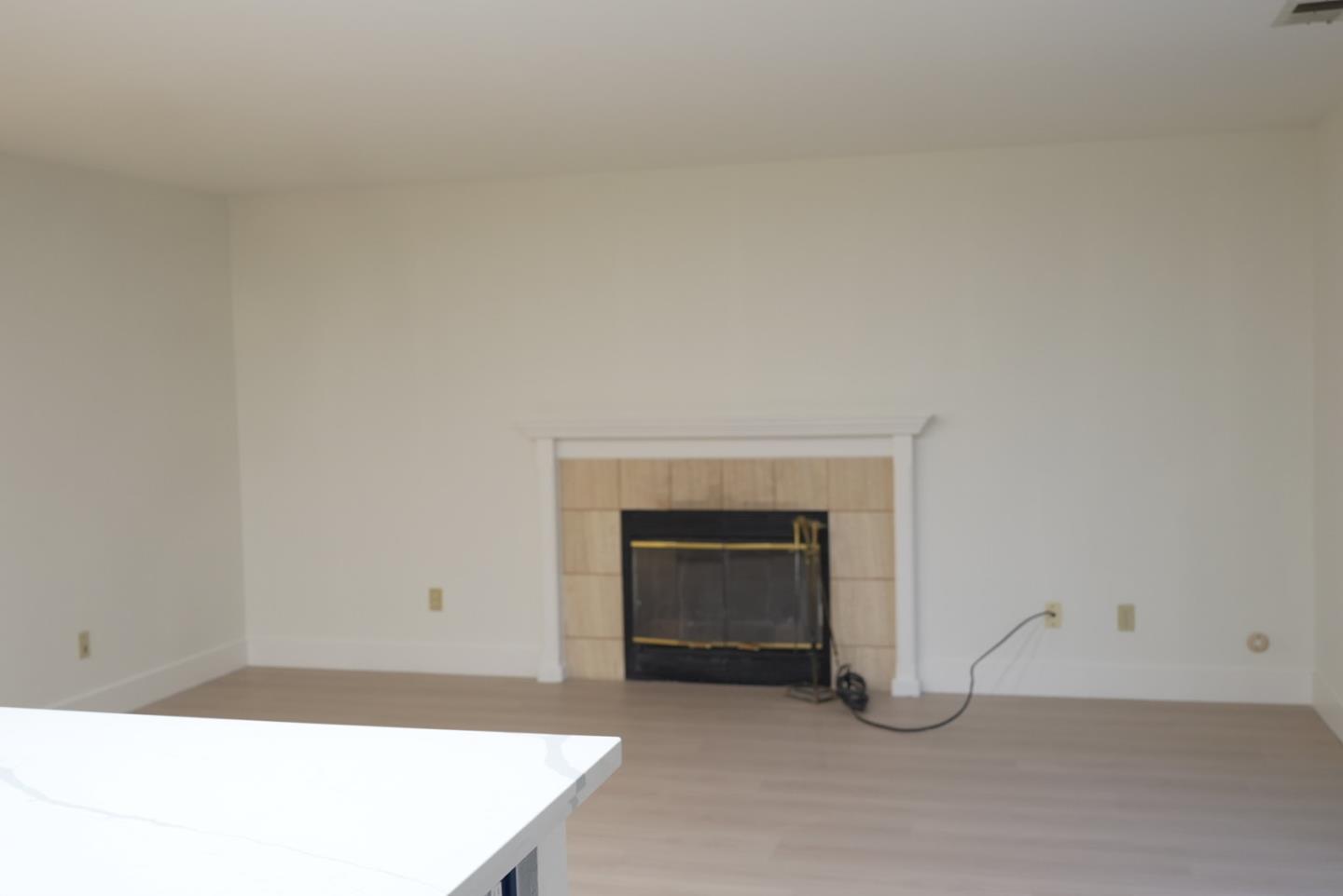 Detail Gallery Image 9 of 15 For 136 Olympic Dr, Vallejo,  CA 94589 - 4 Beds | 2/1 Baths