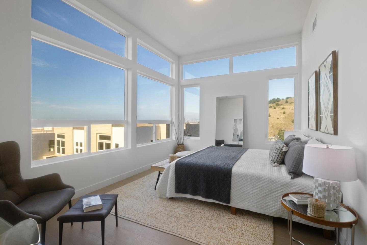 Detail Gallery Image 21 of 39 For 827 Fassler Ave, Pacifica,  CA 94044 - 4 Beds | 3/1 Baths