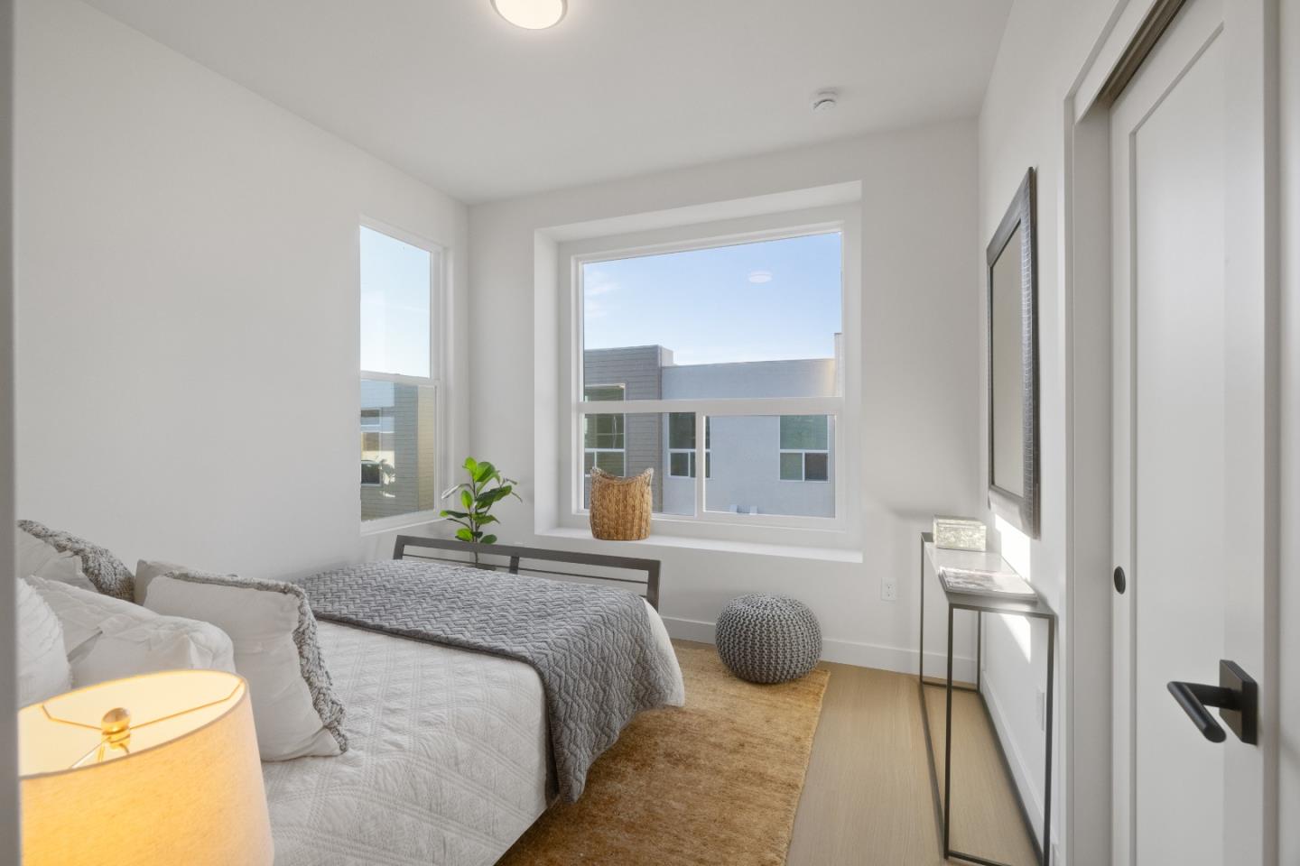 Detail Gallery Image 30 of 39 For 827 Fassler Ave, Pacifica,  CA 94044 - 4 Beds | 3/1 Baths