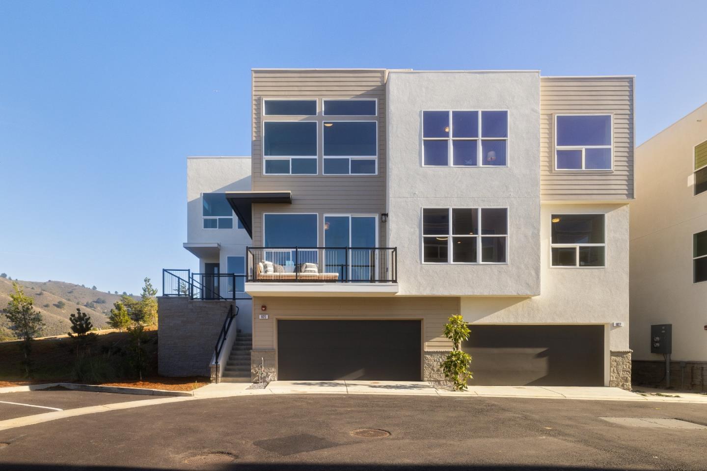 Detail Gallery Image 35 of 39 For 827 Fassler Ave, Pacifica,  CA 94044 - 4 Beds | 3/1 Baths