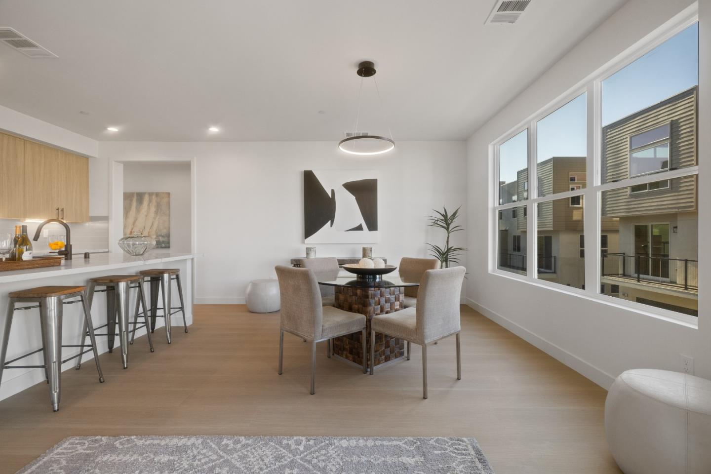 Detail Gallery Image 9 of 39 For 827 Fassler Ave, Pacifica,  CA 94044 - 4 Beds | 3/1 Baths