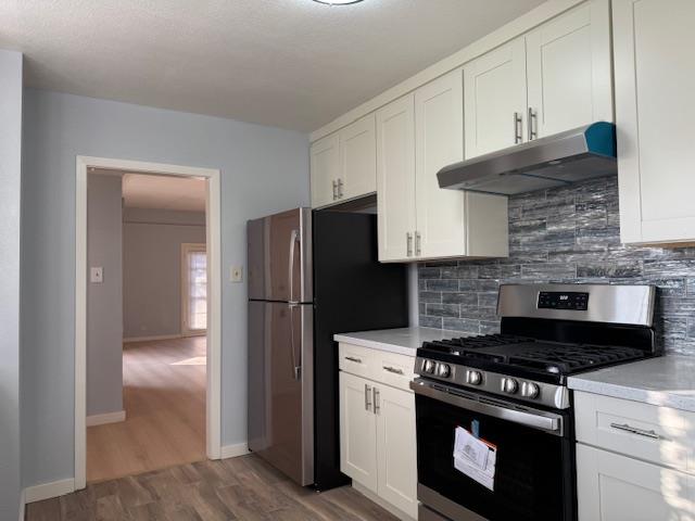 Detail Gallery Image 11 of 20 For 22573 Center, Hayward,  CA 94541 - 2 Beds | 1 Baths