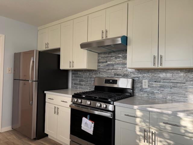 Detail Gallery Image 8 of 20 For 22573 Center, Hayward,  CA 94541 - 2 Beds | 1 Baths