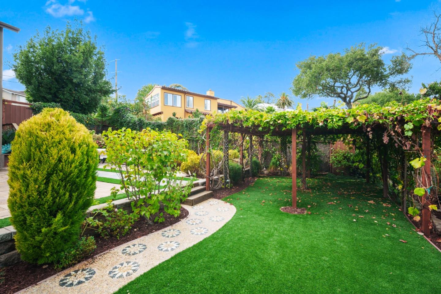 Detail Gallery Image 75 of 94 For 841 Bayview Way, Redwood City,  CA 94062 - 4 Beds | 5 Baths