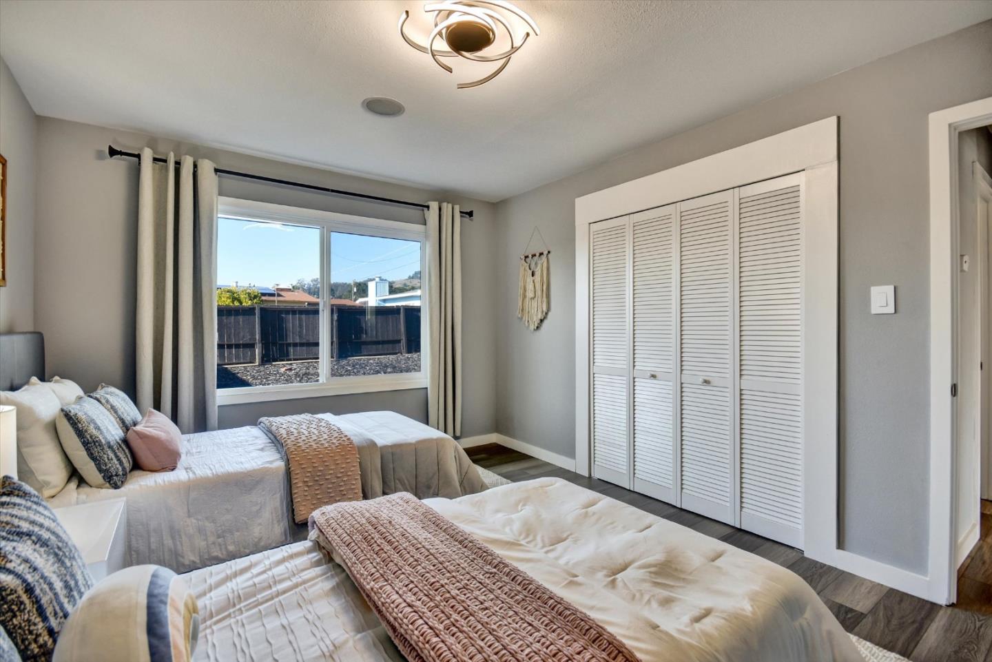 Detail Gallery Image 16 of 39 For 413 Ferndale Ave, South San Francisco,  CA 94080 - 3 Beds | 1 Baths