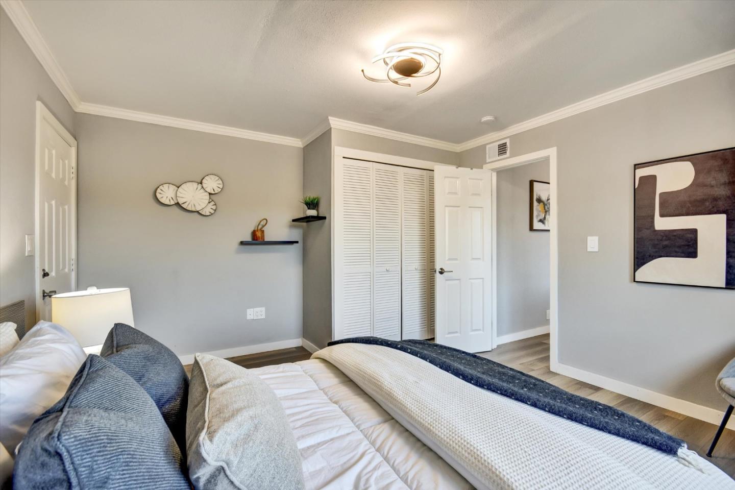 Detail Gallery Image 21 of 39 For 413 Ferndale Ave, South San Francisco,  CA 94080 - 3 Beds | 1 Baths
