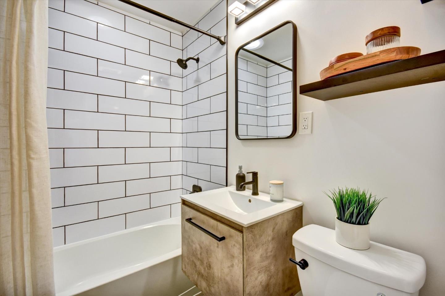 Detail Gallery Image 25 of 39 For 413 Ferndale Ave, South San Francisco,  CA 94080 - 3 Beds | 1 Baths