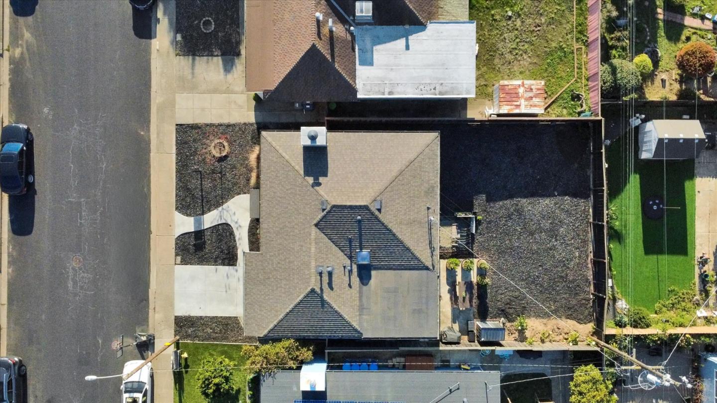 Detail Gallery Image 35 of 39 For 413 Ferndale Ave, South San Francisco,  CA 94080 - 3 Beds | 1 Baths