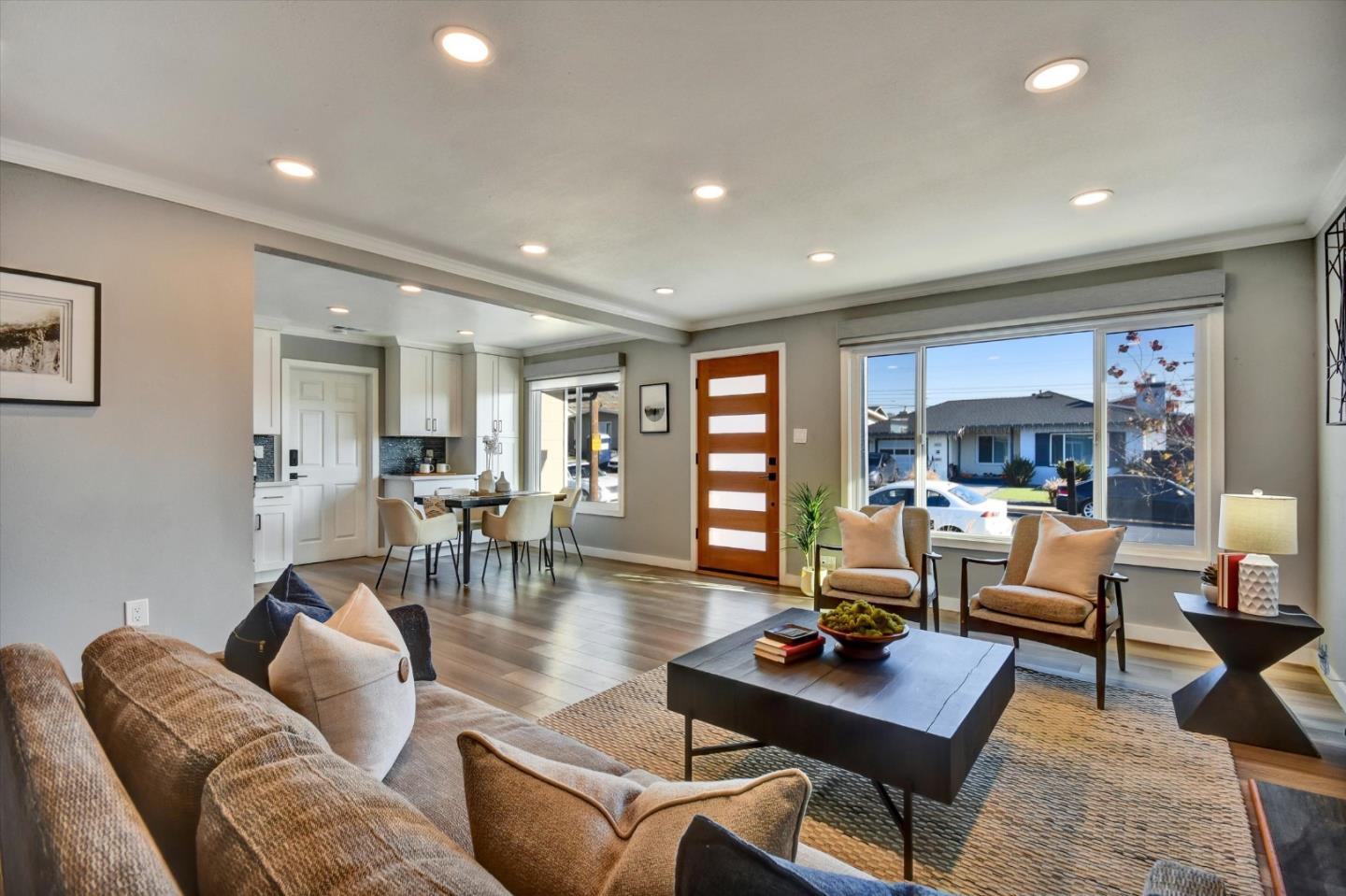 Detail Gallery Image 7 of 39 For 413 Ferndale Ave, South San Francisco,  CA 94080 - 3 Beds | 1 Baths