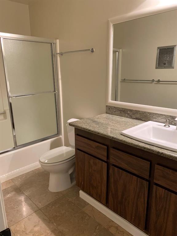 Detail Gallery Image 11 of 11 For 1435 Bellevue Ave, Burlingame,  CA 94010 - 2 Beds | 2 Baths