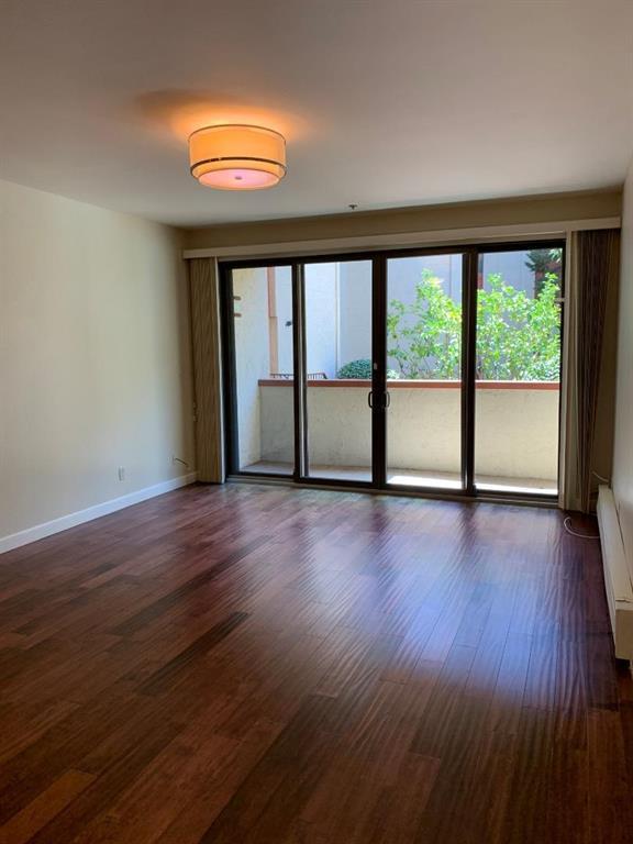 Detail Gallery Image 5 of 11 For 1435 Bellevue Ave, Burlingame,  CA 94010 - 2 Beds | 2 Baths