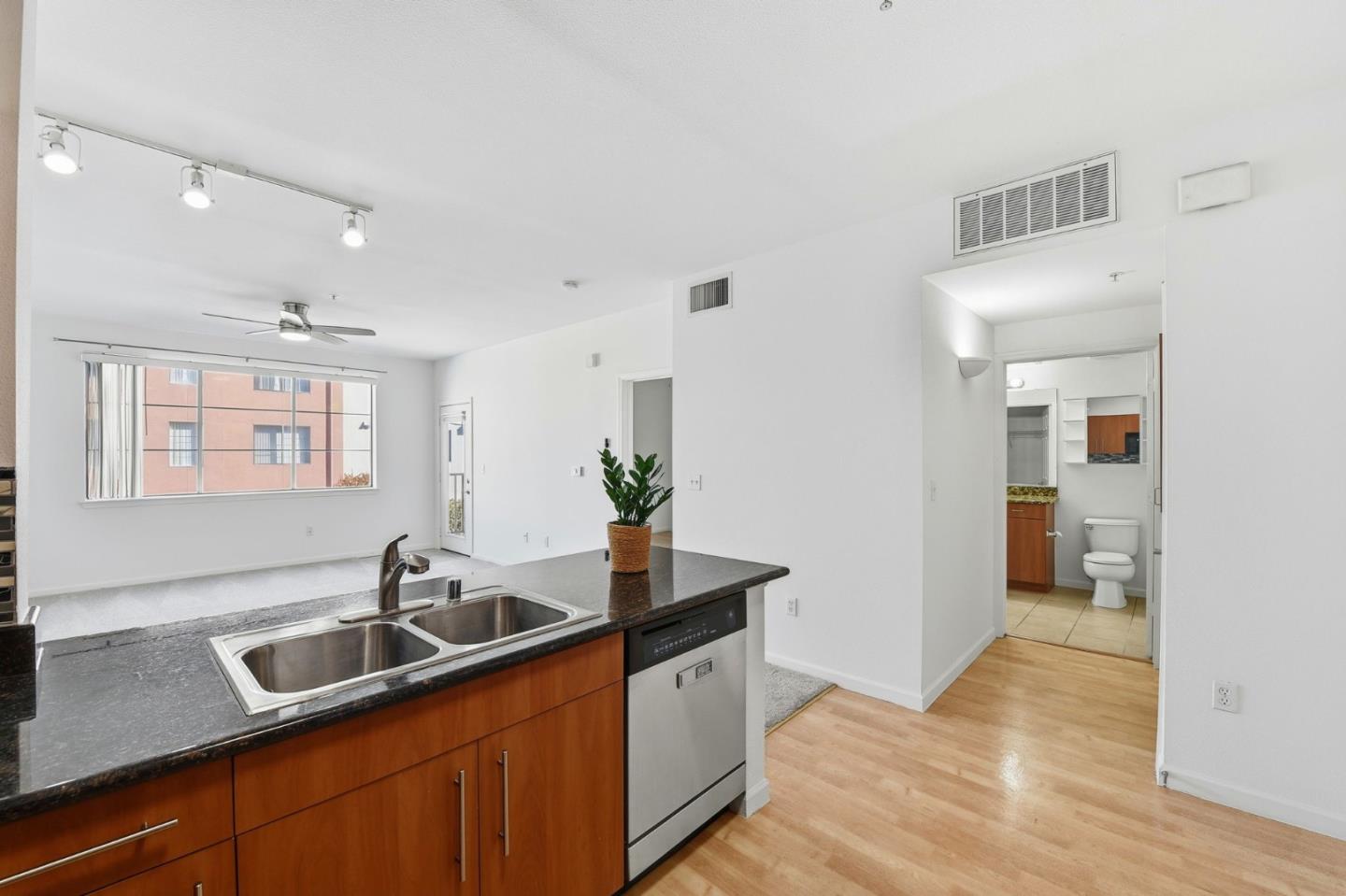 Photo #2: ML82028708 Listing: Photo #2