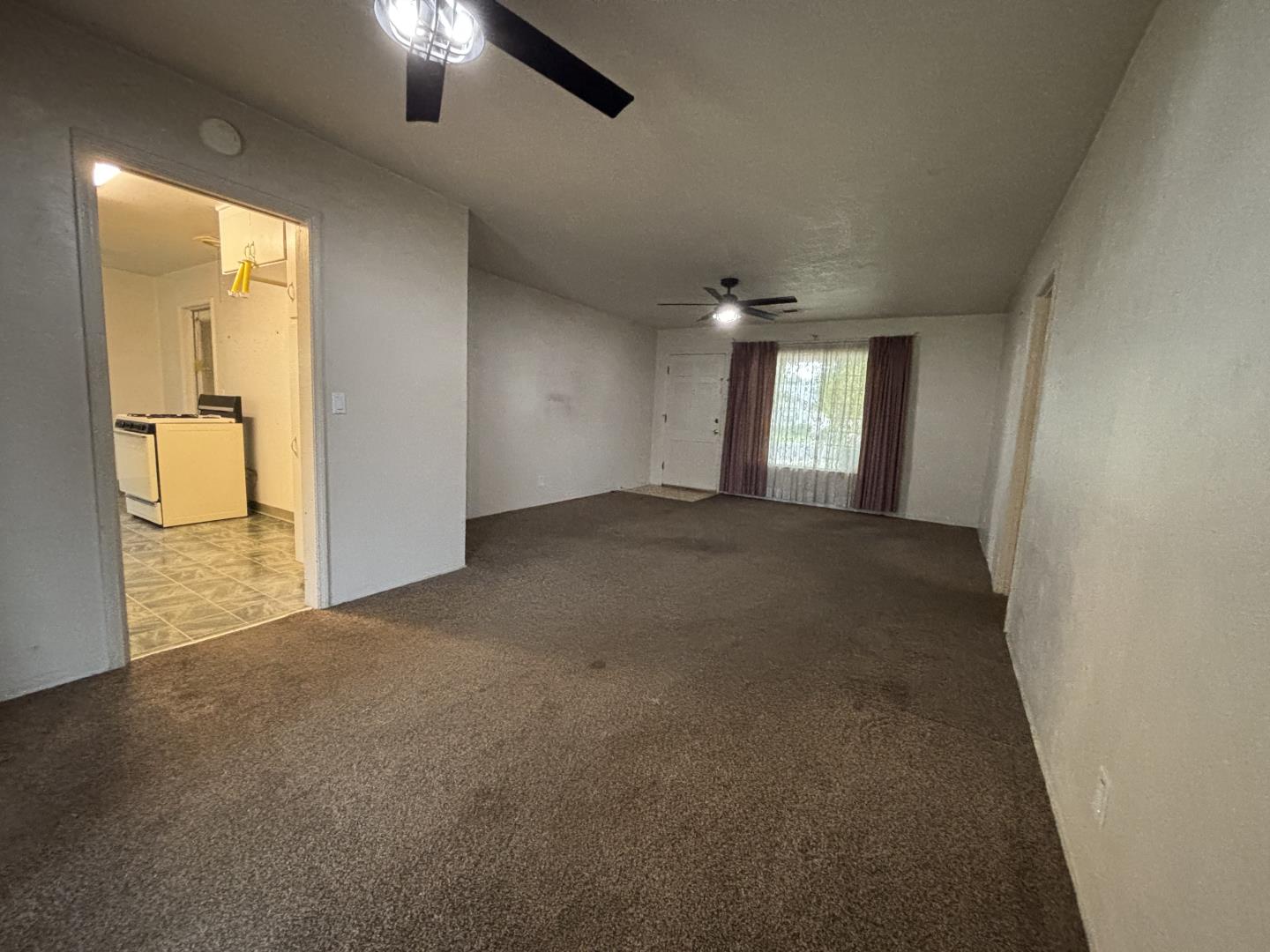 Detail Gallery Image 9 of 12 For 1441 W 20th St, Merced,  CA 95340 - 2 Beds | 1 Baths