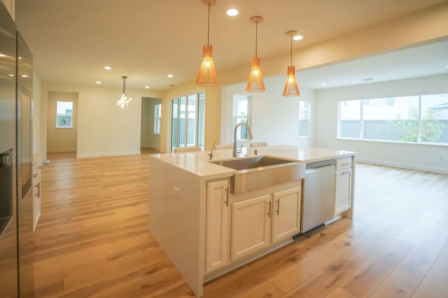 Detail Gallery Image 16 of 55 For 4124 Maddy Ave, Tracy,  CA 95377 - 5 Beds | 3 Baths