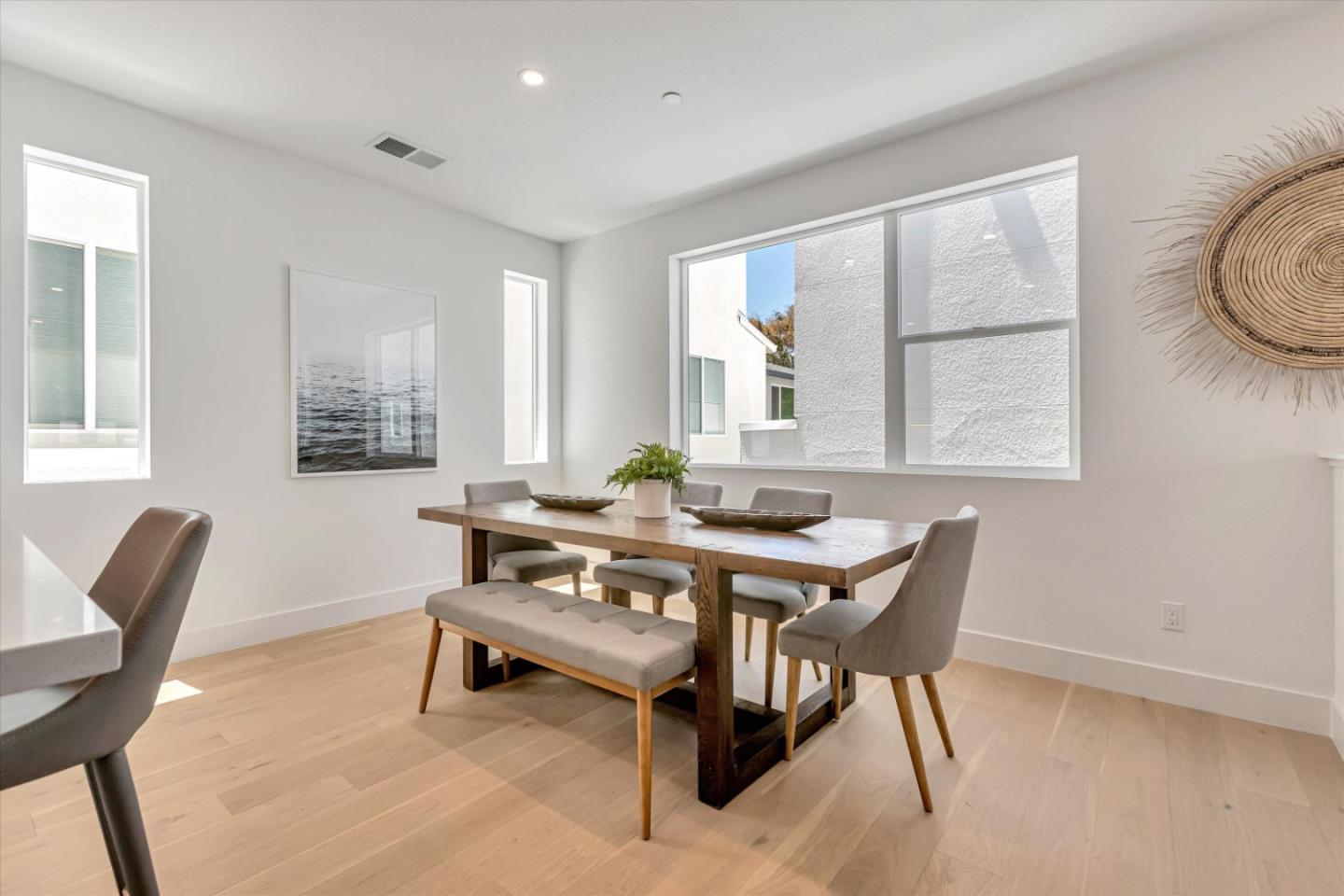 Detail Gallery Image 10 of 20 For 521 Lapis Ct, San Ramon,  CA 94583 - 4 Beds | 3/1 Baths