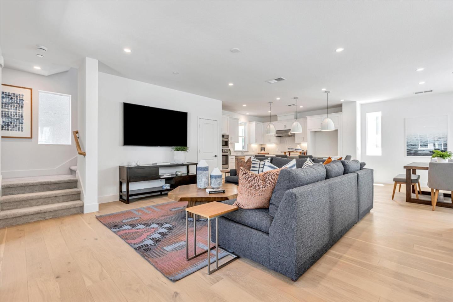 Detail Gallery Image 3 of 20 For 521 Lapis Ct, San Ramon,  CA 94583 - 4 Beds | 3/1 Baths