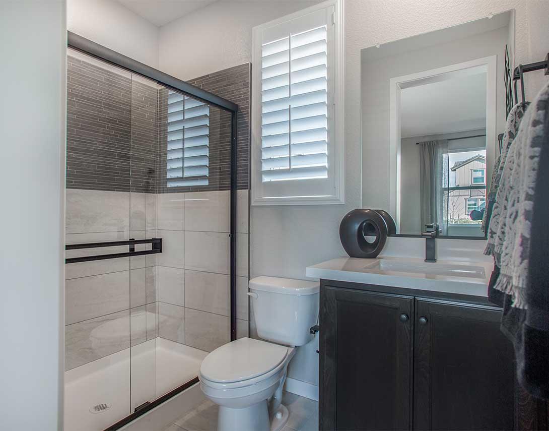 Detail Gallery Image 11 of 23 For 2426 Lake Club, Fairfield,  CA 94533 - 4 Beds | 3/1 Baths