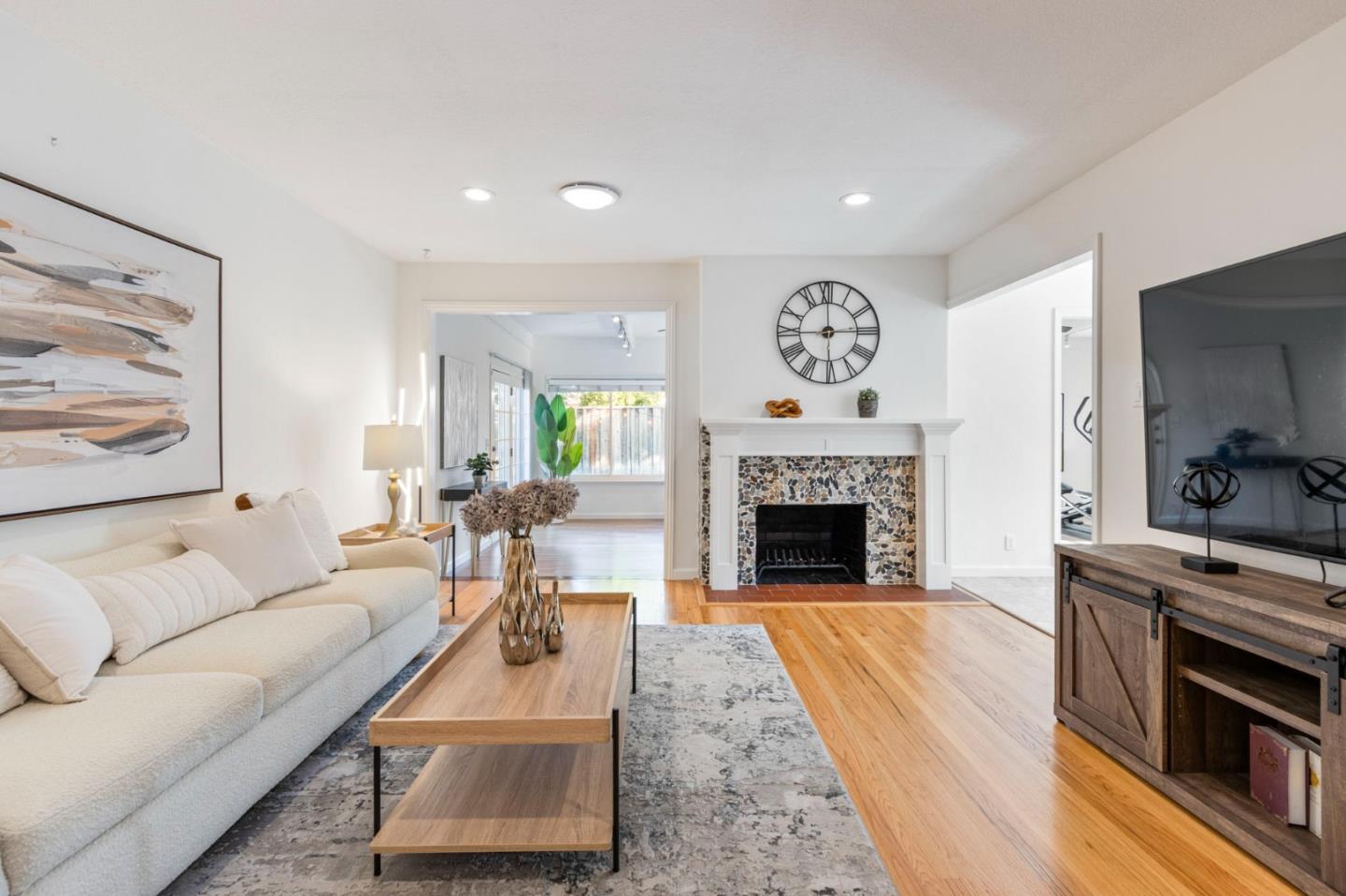 Detail Gallery Image 5 of 48 For 618 Azule Ave, San Jose,  CA 95123 - 3 Beds | 2 Baths