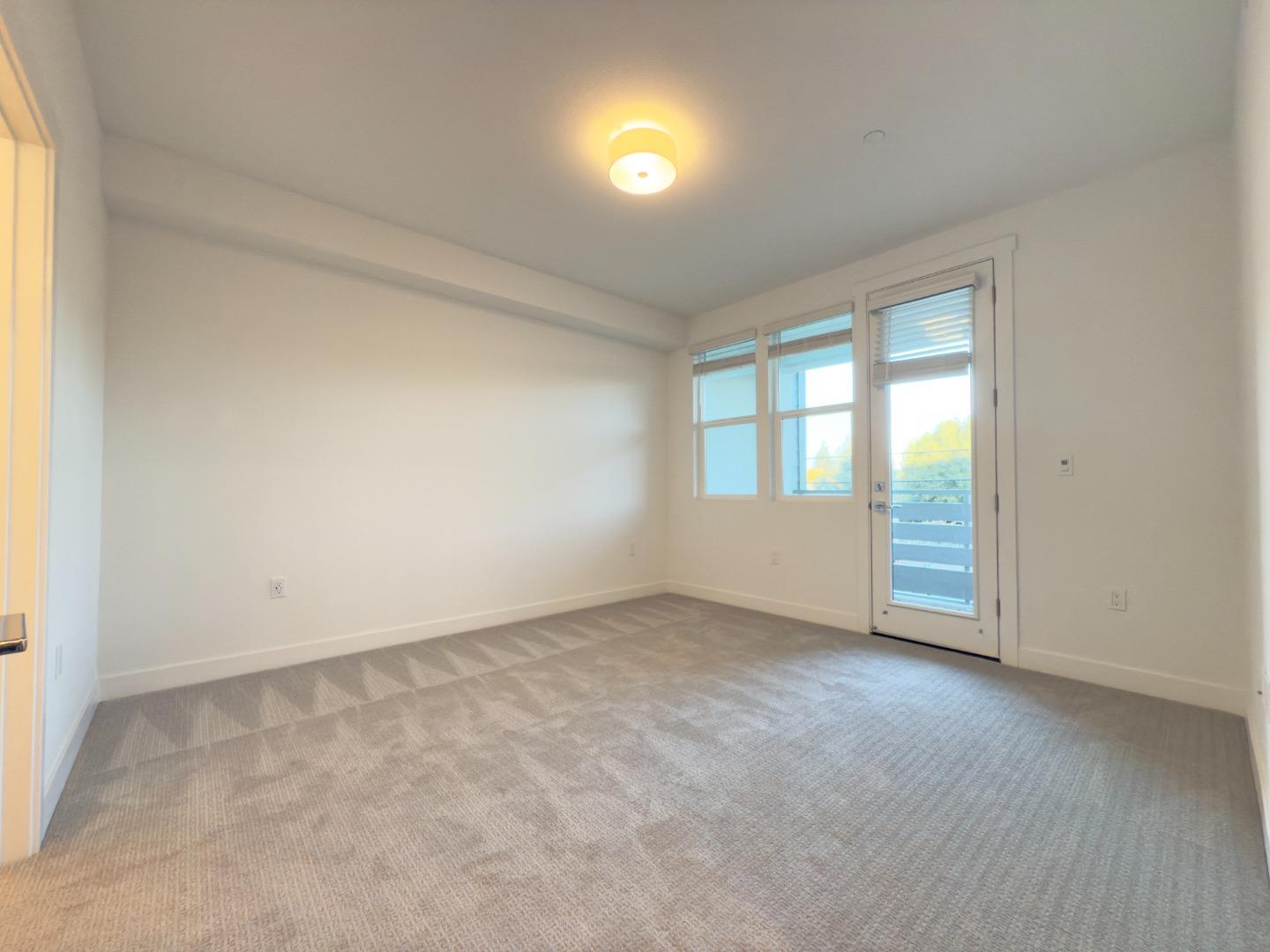 Detail Gallery Image 13 of 31 For 1303 Besra Ter #7,  Sunnyvale,  CA 94087 - 3 Beds | 2 Baths