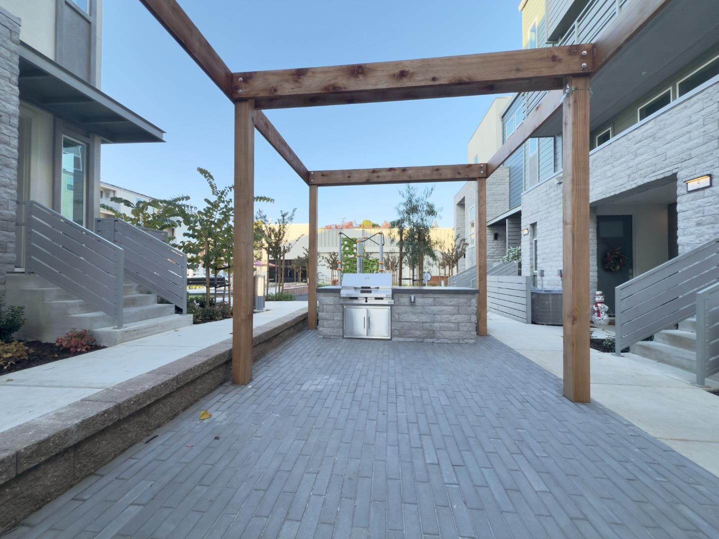 Detail Gallery Image 31 of 31 For 1303 Besra Ter #7,  Sunnyvale,  CA 94087 - 3 Beds | 2 Baths