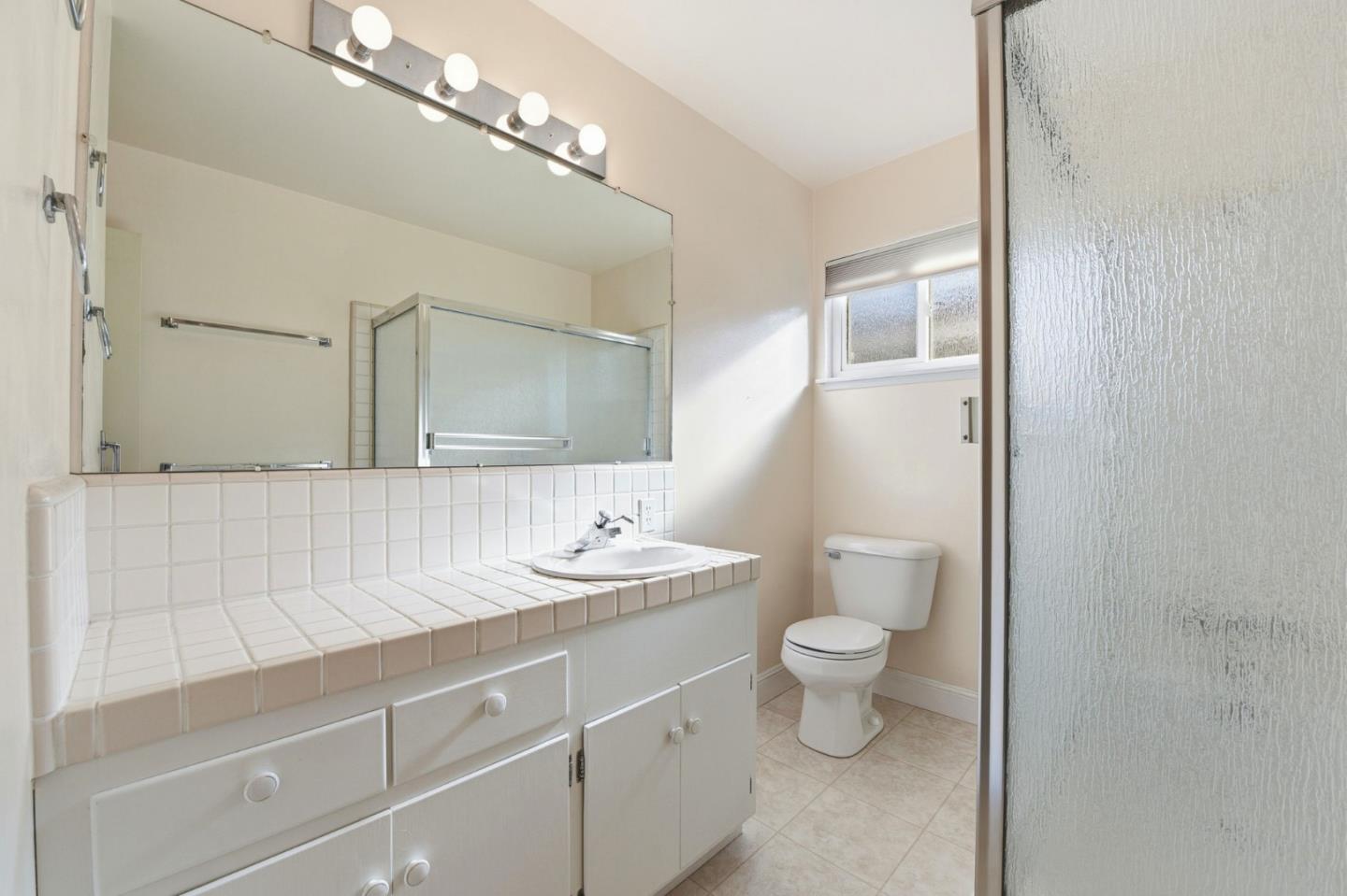 Detail Gallery Image 16 of 42 For 4975 Bel Escou Dr, San Jose,  CA 95124 - 3 Beds | 2 Baths