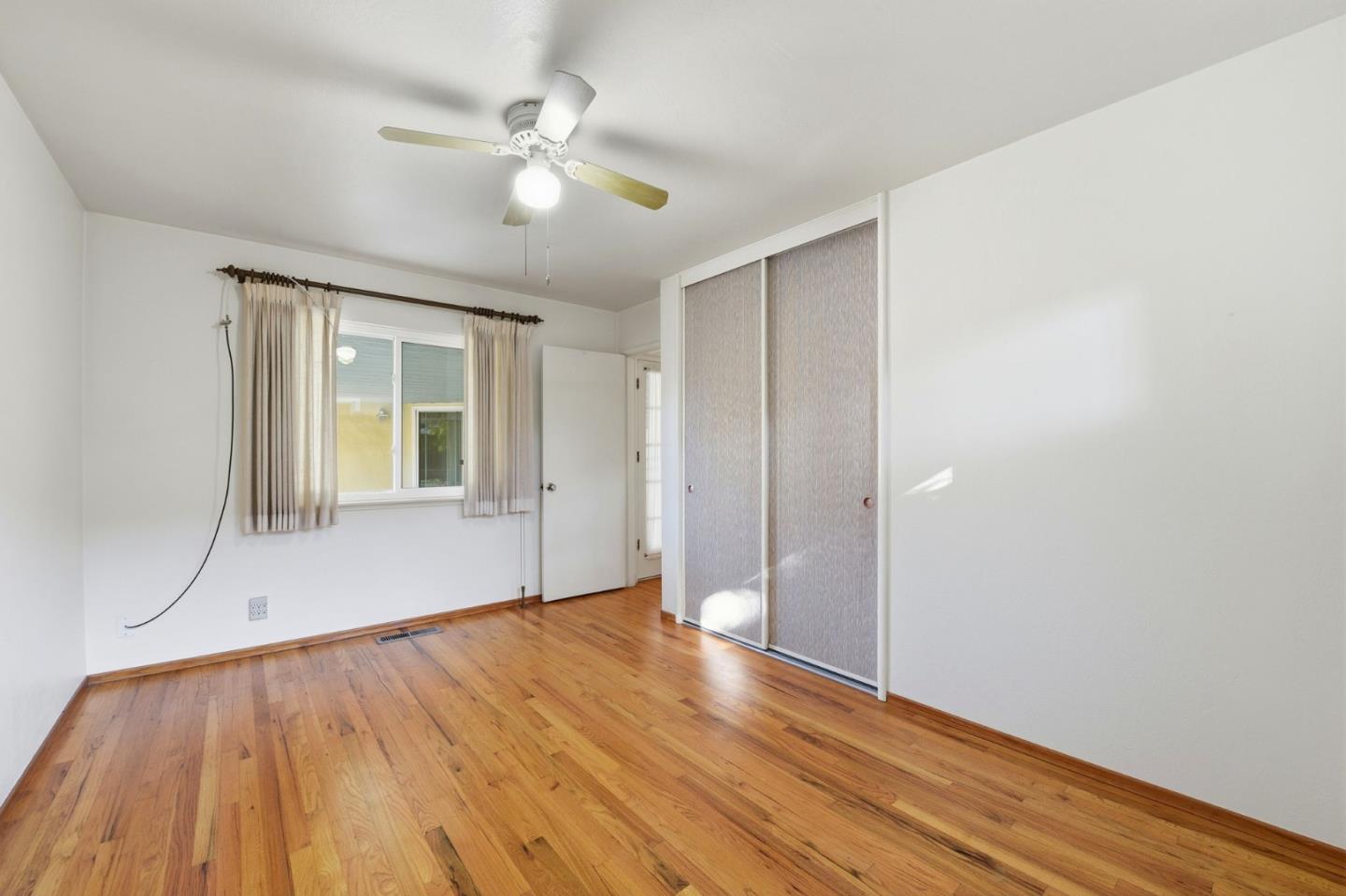 Detail Gallery Image 42 of 42 For 4975 Bel Escou Dr, San Jose,  CA 95124 - 3 Beds | 2 Baths