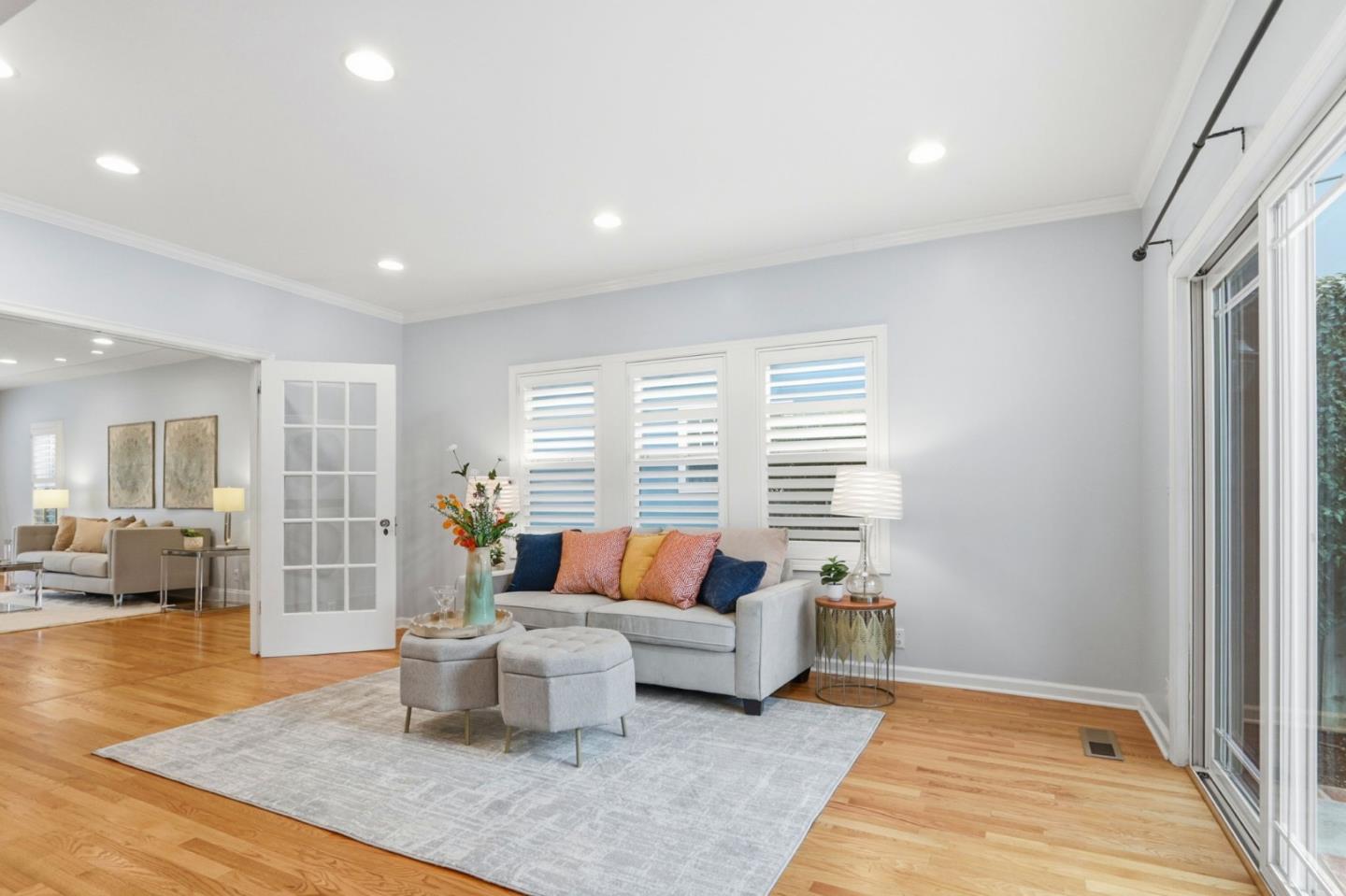 Detail Gallery Image 10 of 39 For 1127 Norval Way, San Jose,  CA 95125 - 5 Beds | 2/1 Baths