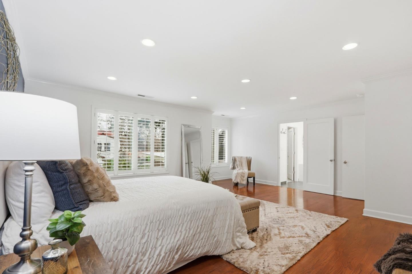 Detail Gallery Image 18 of 39 For 1127 Norval Way, San Jose,  CA 95125 - 5 Beds | 2/1 Baths