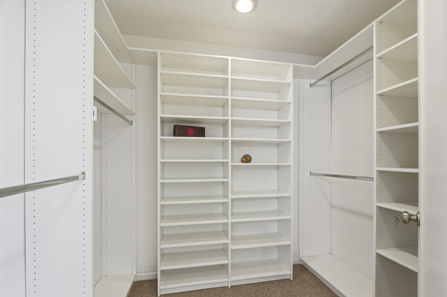 Detail Gallery Image 20 of 39 For 1127 Norval Way, San Jose,  CA 95125 - 5 Beds | 2/1 Baths