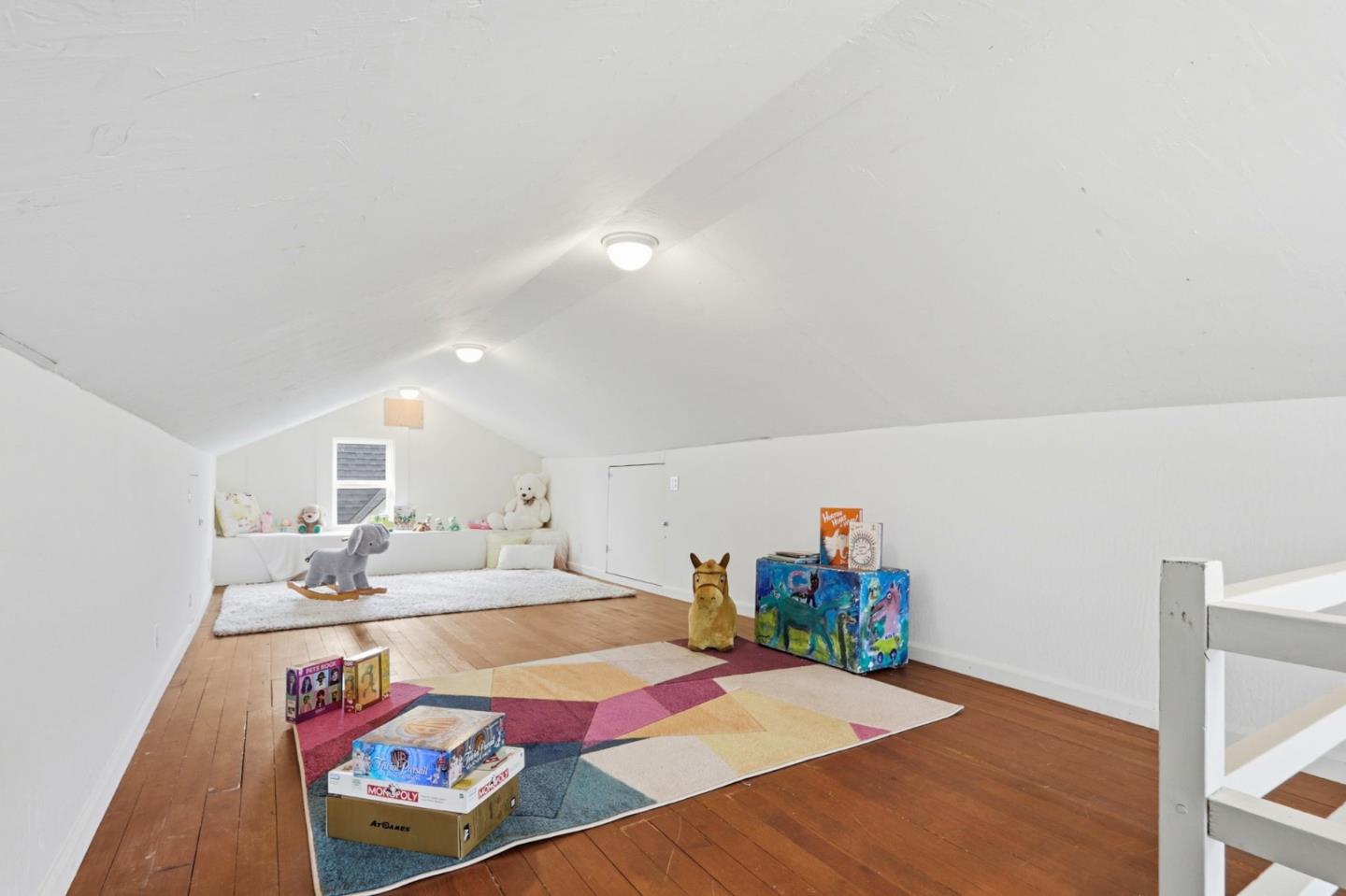 Detail Gallery Image 22 of 39 For 1127 Norval Way, San Jose,  CA 95125 - 5 Beds | 2/1 Baths