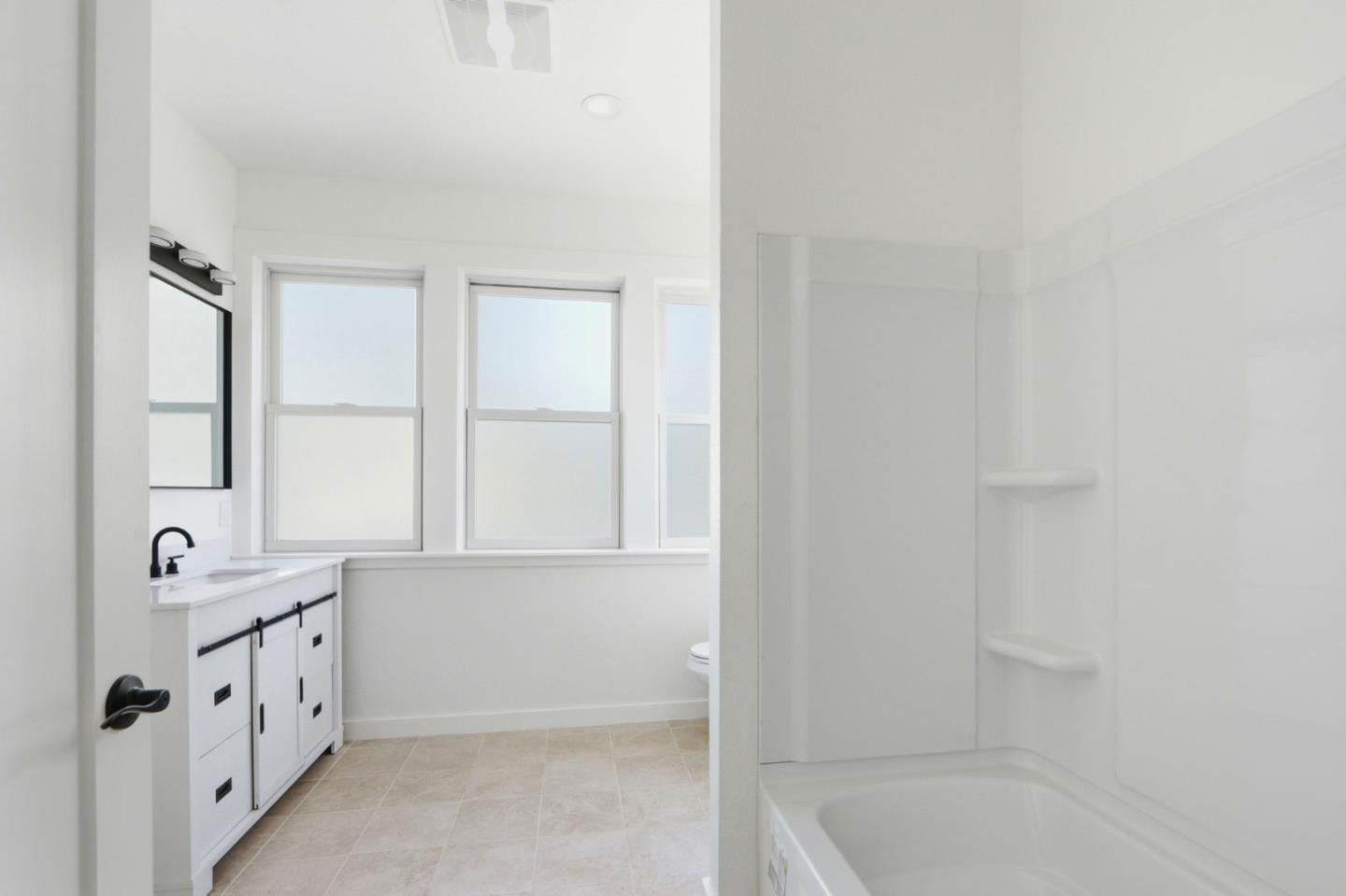 Detail Gallery Image 10 of 12 For 140 E Reed St #1,  San Jose,  CA 95112 - 2 Beds | 1 Baths