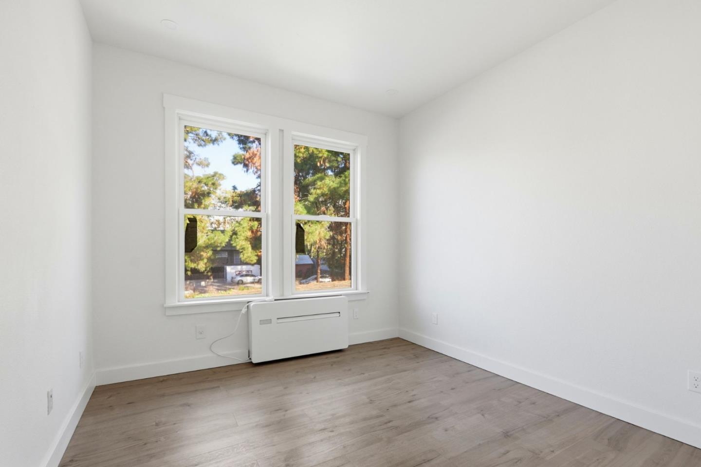 Detail Gallery Image 8 of 12 For 140 E Reed St #1,  San Jose,  CA 95112 - 2 Beds | 1 Baths