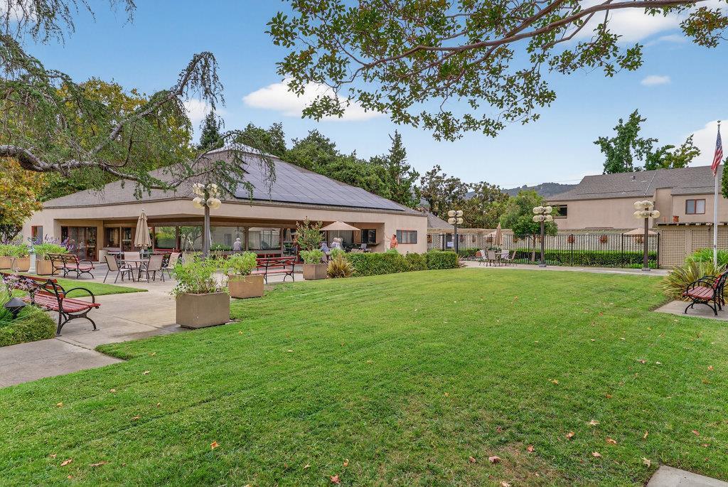 Detail Gallery Image 11 of 14 For 449 Alberto Way #C139,  Los Gatos,  CA 95032 - 2 Beds | 2 Baths