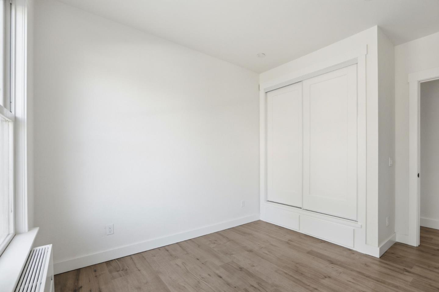 Detail Gallery Image 5 of 9 For 140 E Reed St #4,  San Jose,  CA 95112 - 2 Beds | 1 Baths