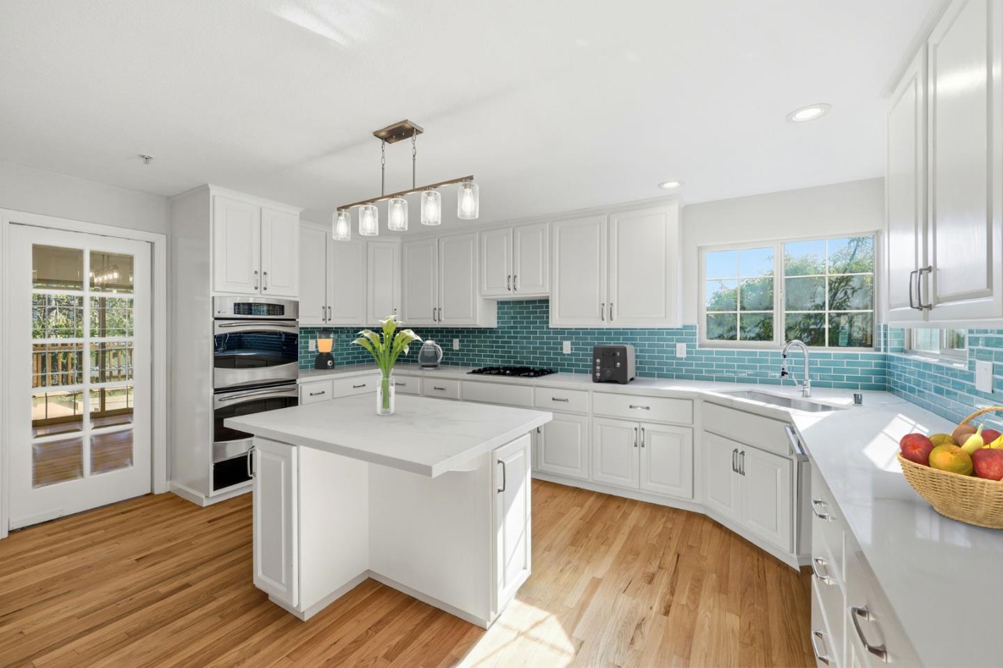 Detail Gallery Image 17 of 65 For 455 Avenue Portola, El Granada,  CA 94019 - 3 Beds | 2/1 Baths