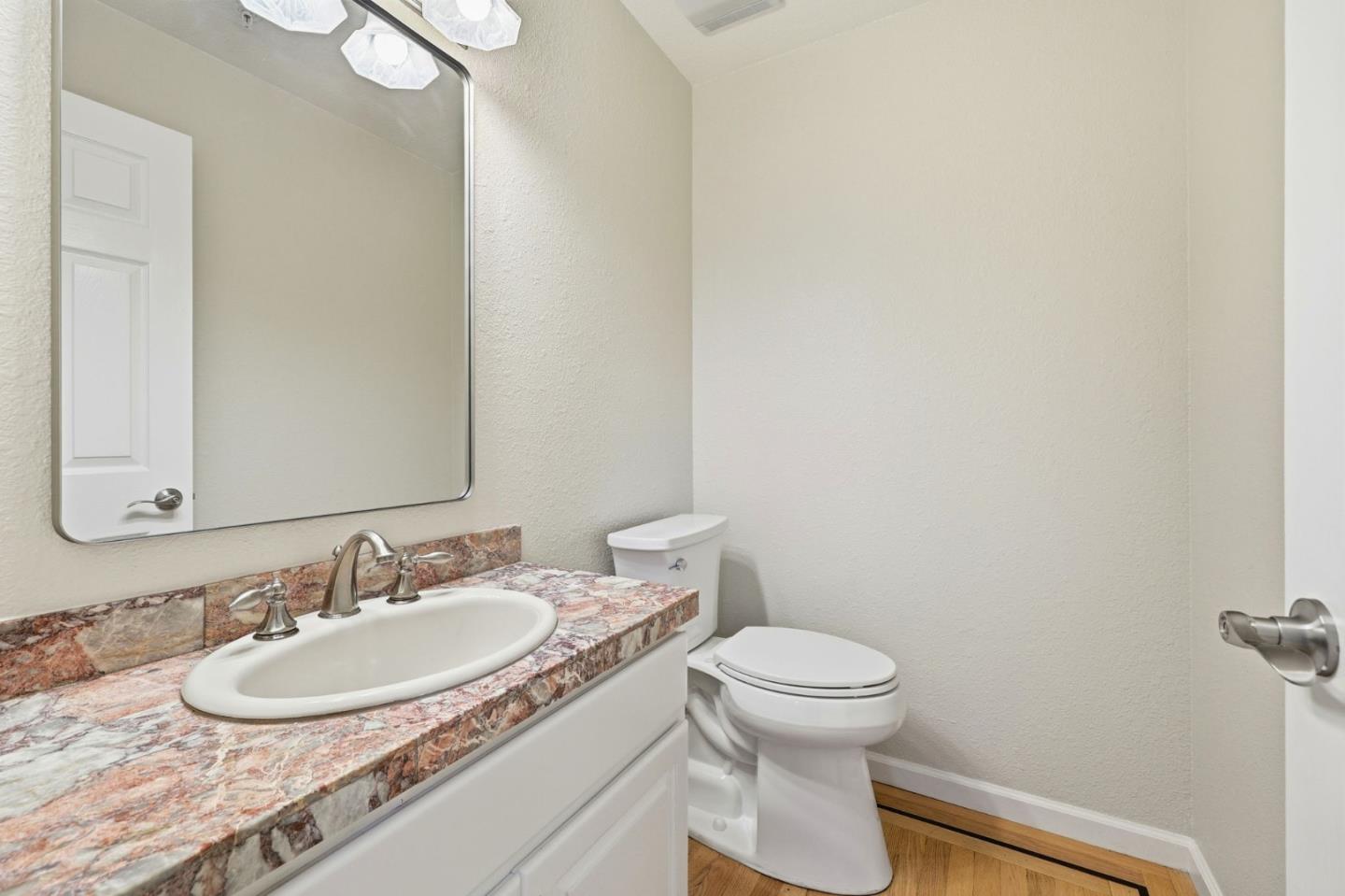 Detail Gallery Image 25 of 65 For 455 Avenue Portola, El Granada,  CA 94019 - 3 Beds | 2/1 Baths