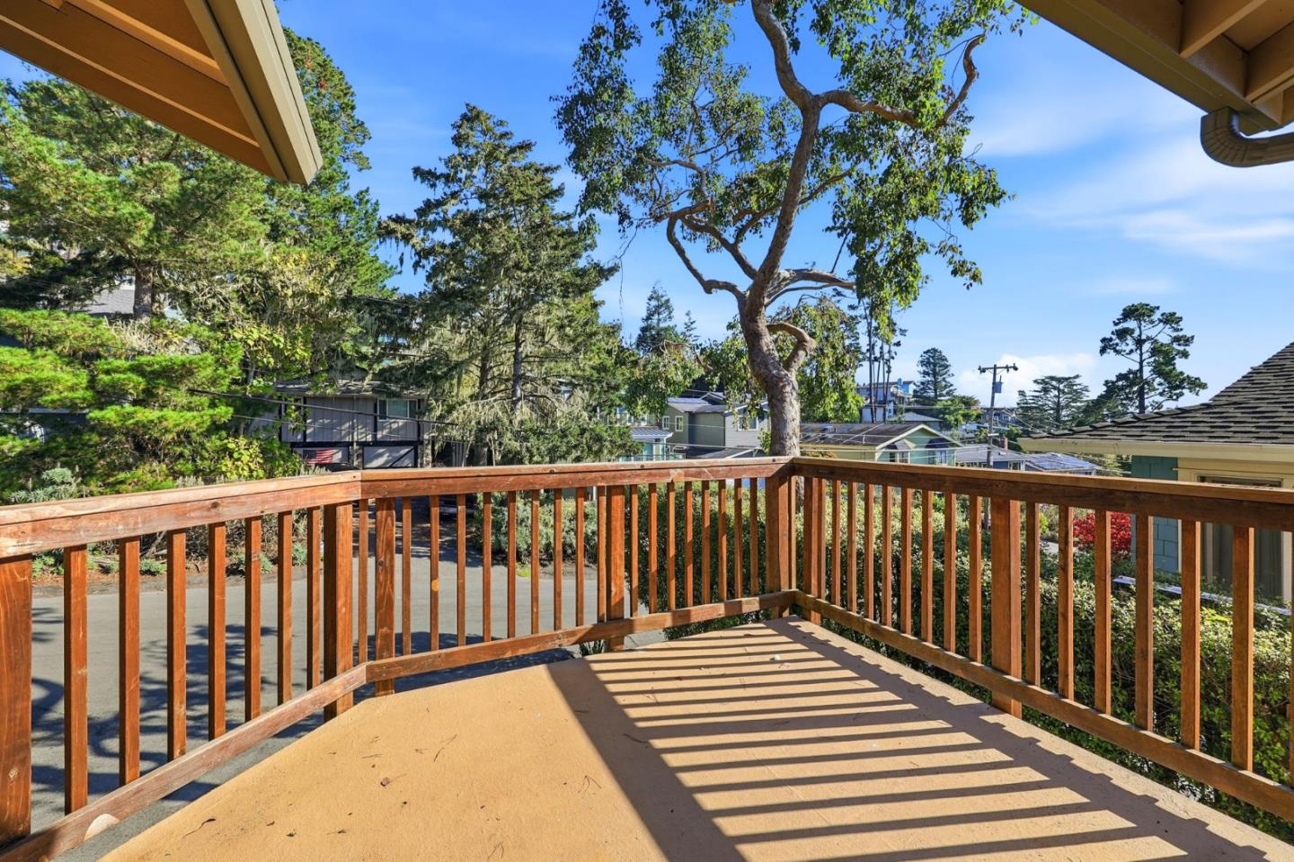 Detail Gallery Image 32 of 65 For 455 Avenue Portola, El Granada,  CA 94019 - 3 Beds | 2/1 Baths