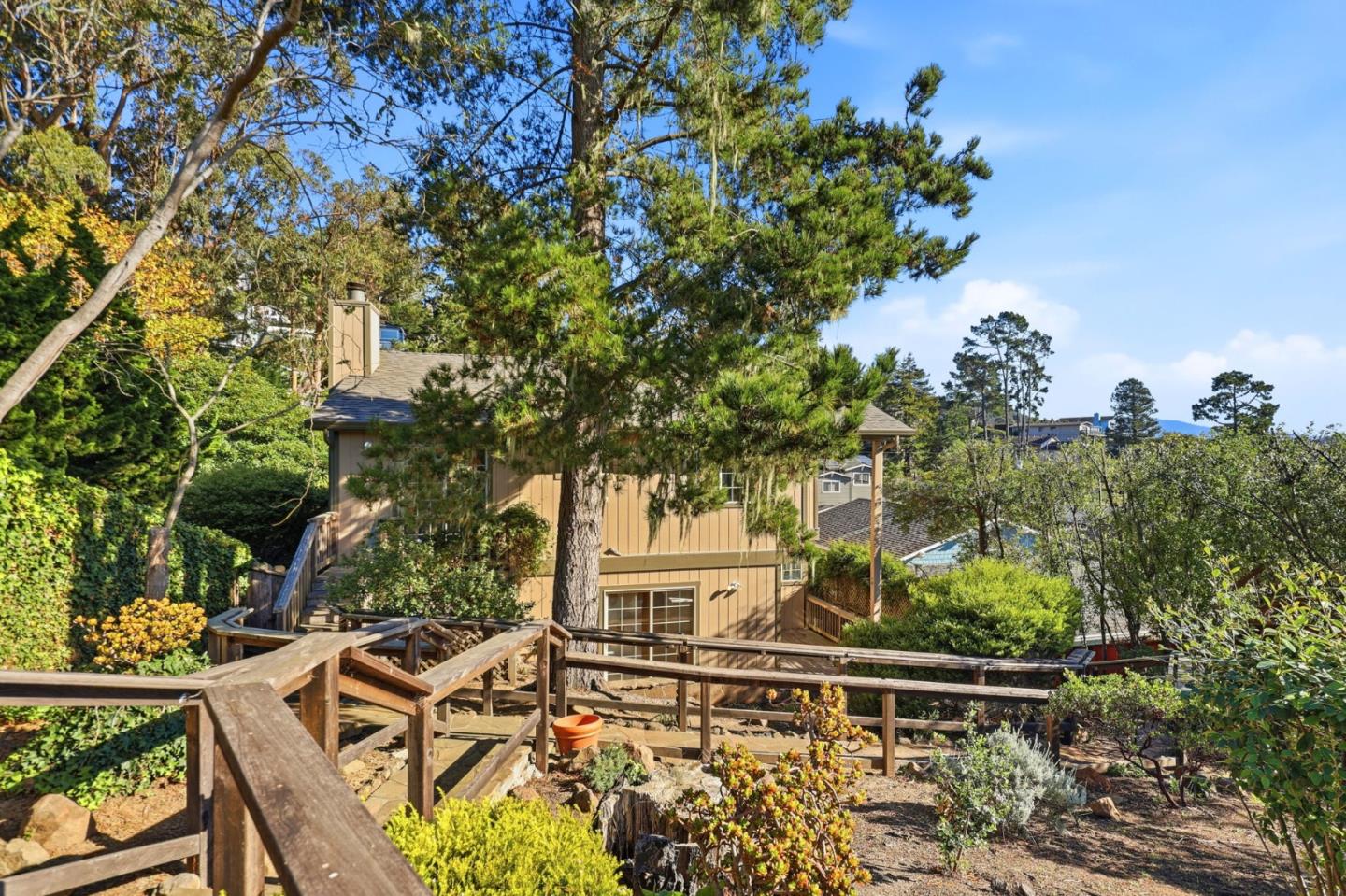 Detail Gallery Image 42 of 65 For 455 Avenue Portola, El Granada,  CA 94019 - 3 Beds | 2/1 Baths