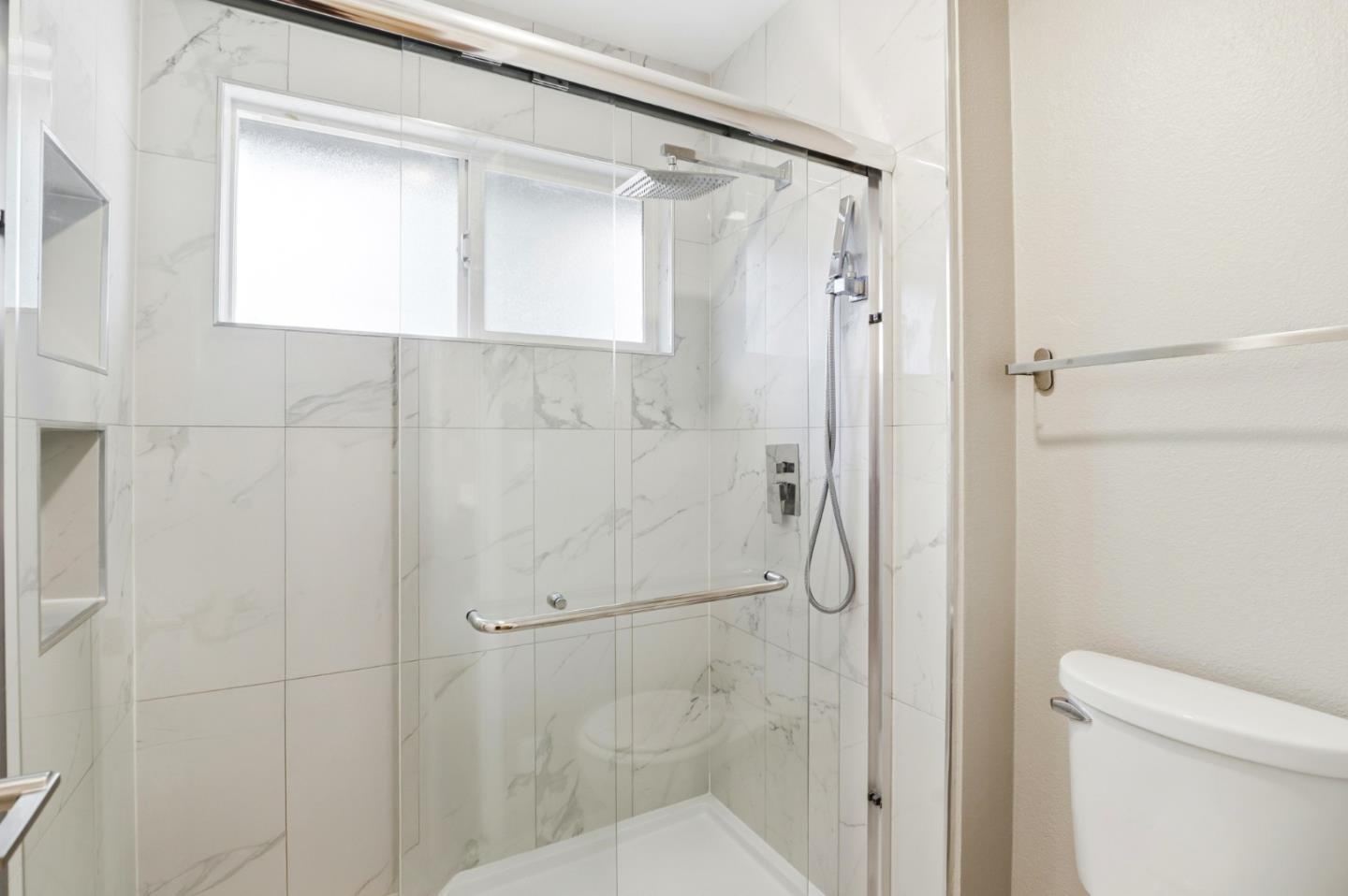 Detail Gallery Image 17 of 36 For 7067 Mount Vernon Way, Gilroy,  CA 95020 - 3 Beds | 2/1 Baths