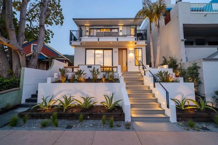 Front Image Thumbnail for ML82028736