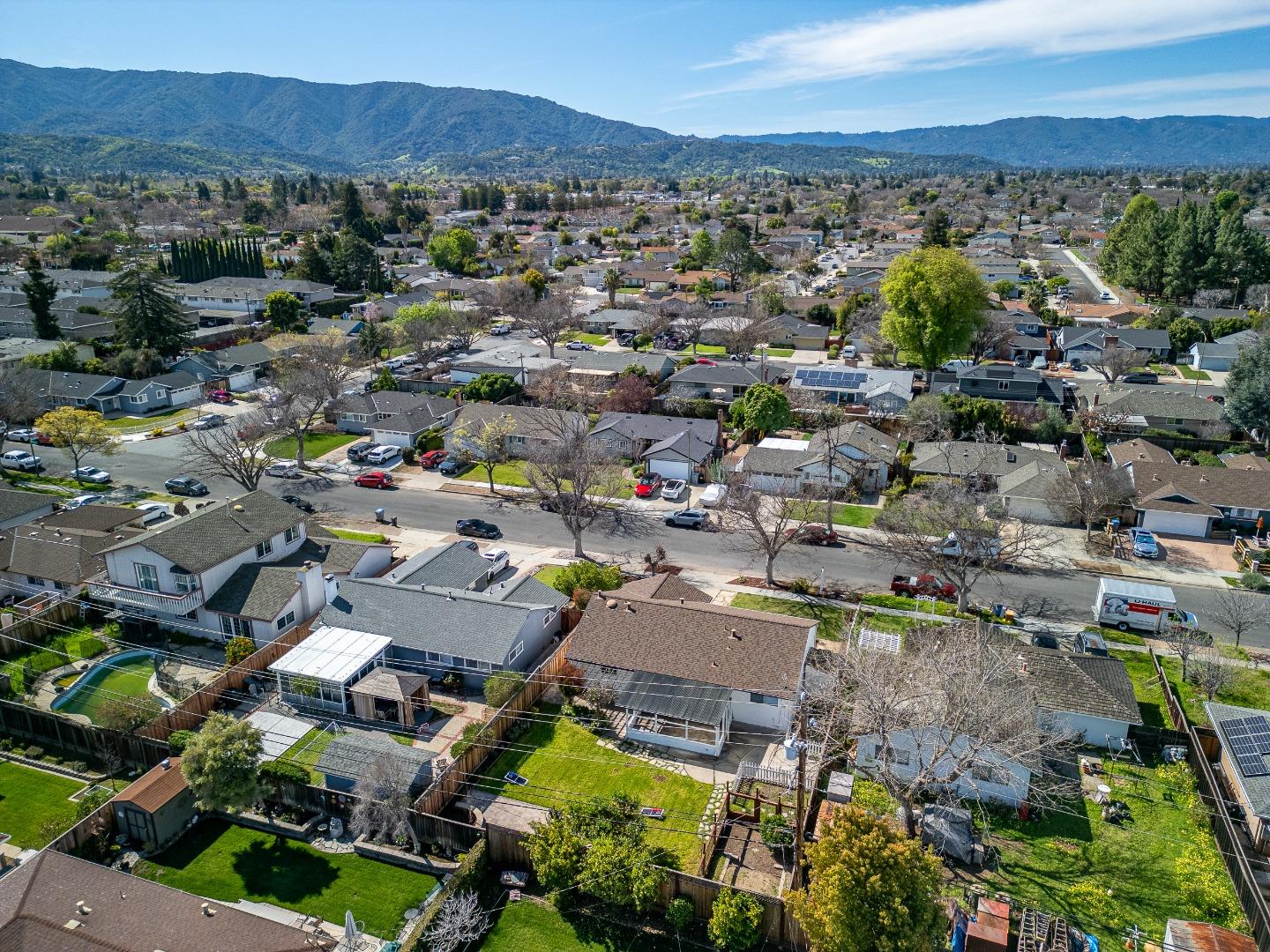 Detail Gallery Image 34 of 38 For 5444 Clovercrest Dr, San Jose,  CA 95118 - 3 Beds | 2 Baths