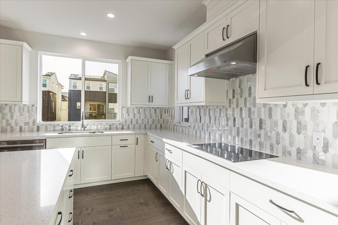 Detail Gallery Image 8 of 16 For 7021 Sunglow Ter, San Ramon,  CA 94583 - 3 Beds | 2/1 Baths