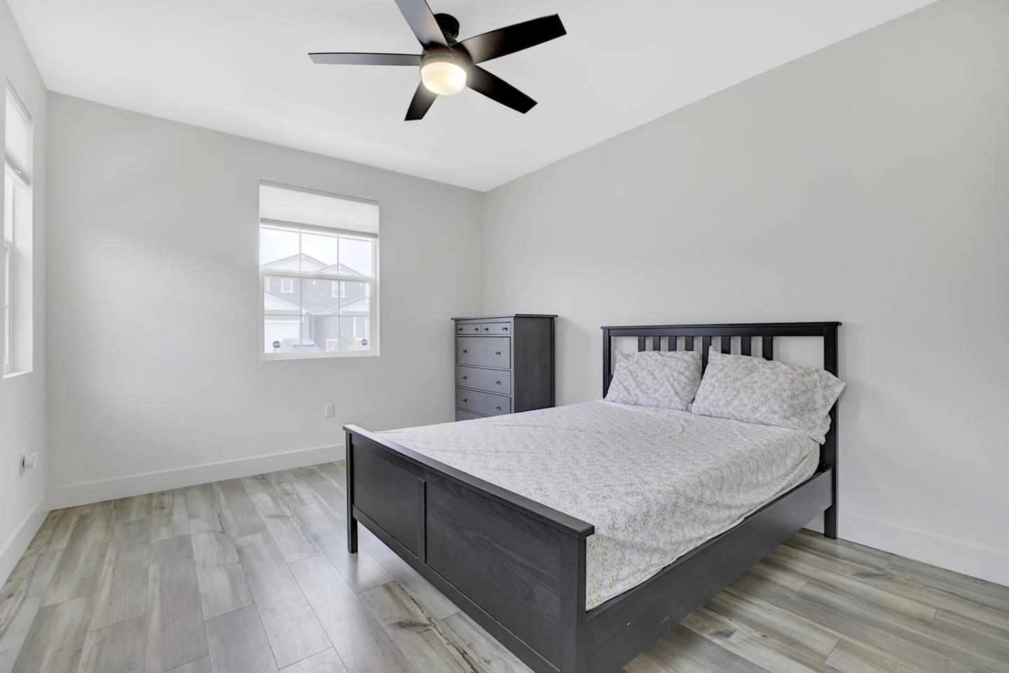 Detail Gallery Image 18 of 42 For 5161 Maniago Way, Antioch,  CA 94531 - 5 Beds | 3 Baths