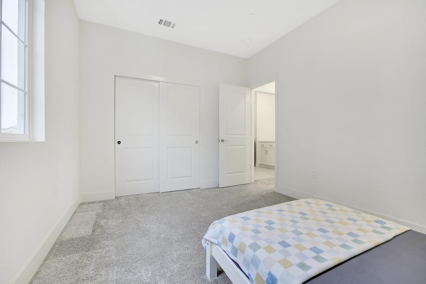 Detail Gallery Image 30 of 42 For 5161 Maniago Way, Antioch,  CA 94531 - 5 Beds | 3 Baths