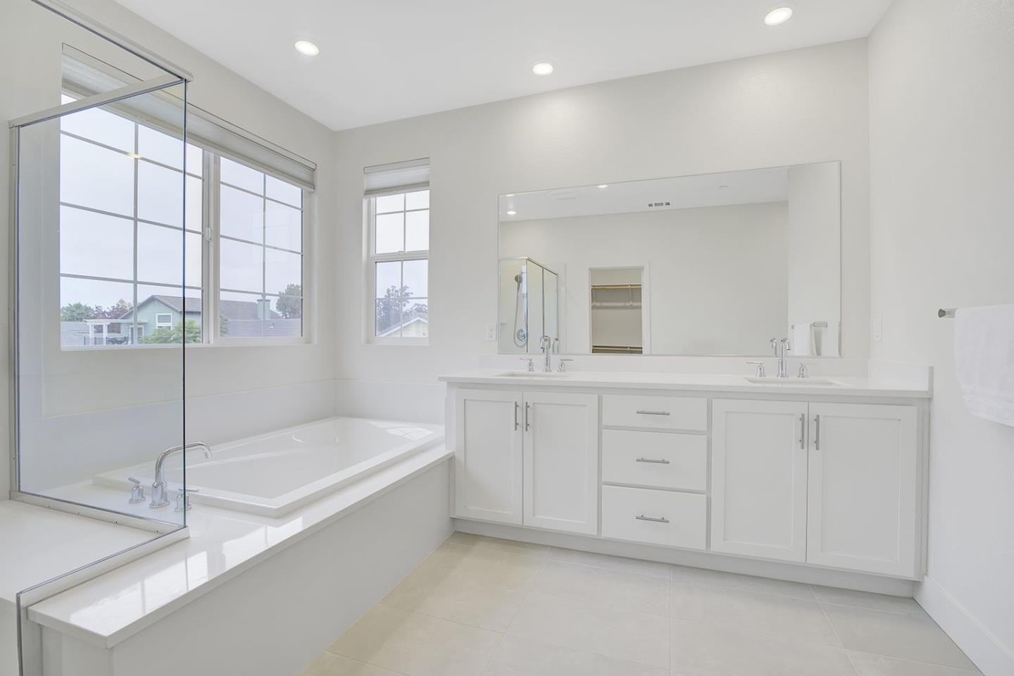 Detail Gallery Image 35 of 42 For 5161 Maniago Way, Antioch,  CA 94531 - 5 Beds | 3 Baths